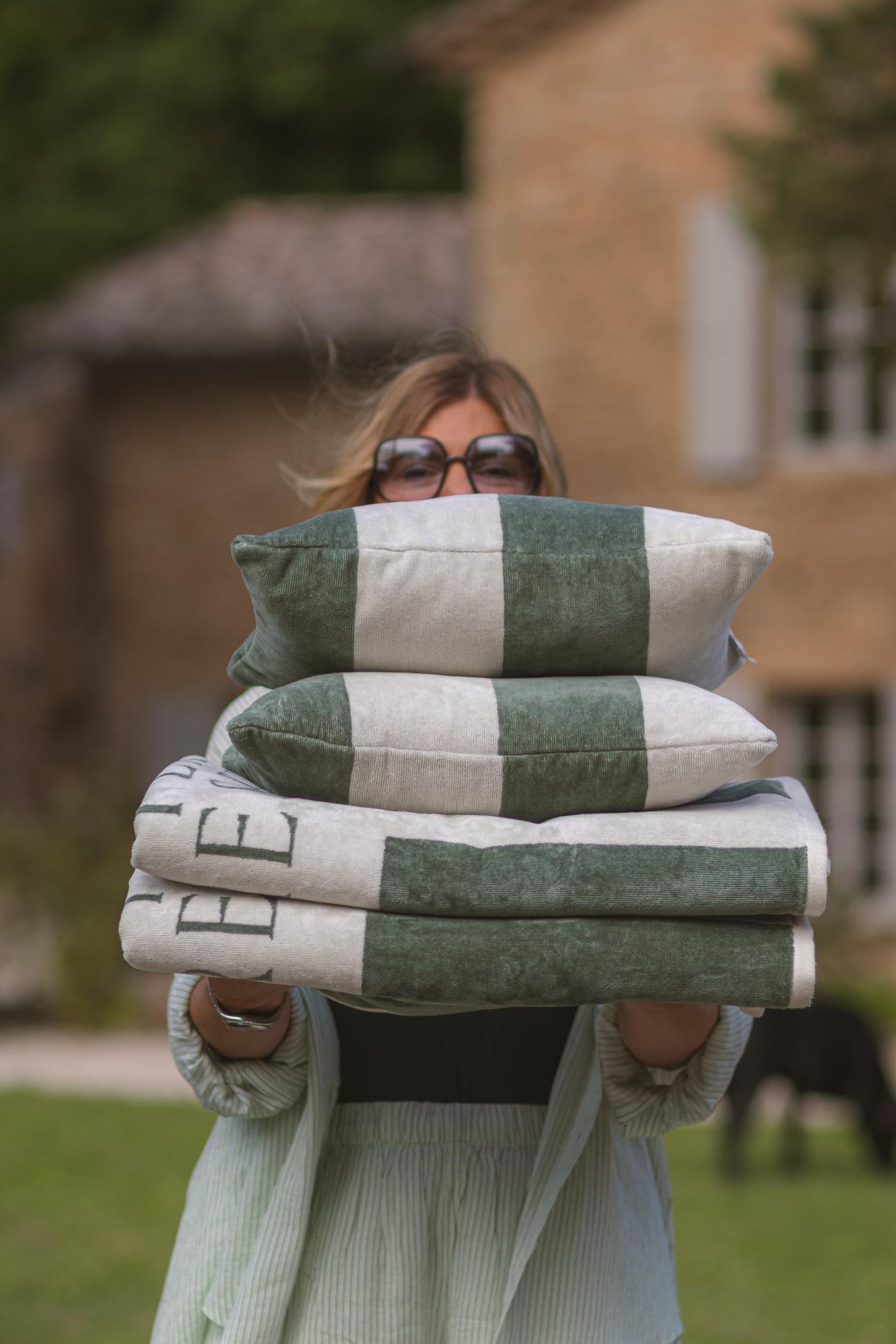 Cushion PLACE RESERVEE Eucalyptus