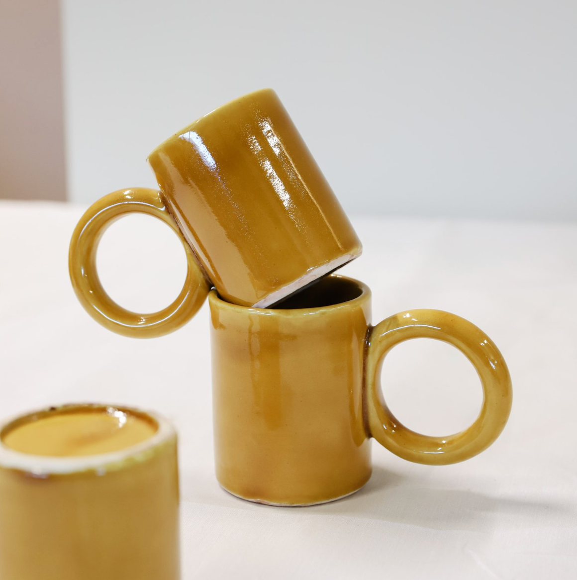 Mug big ear yellow