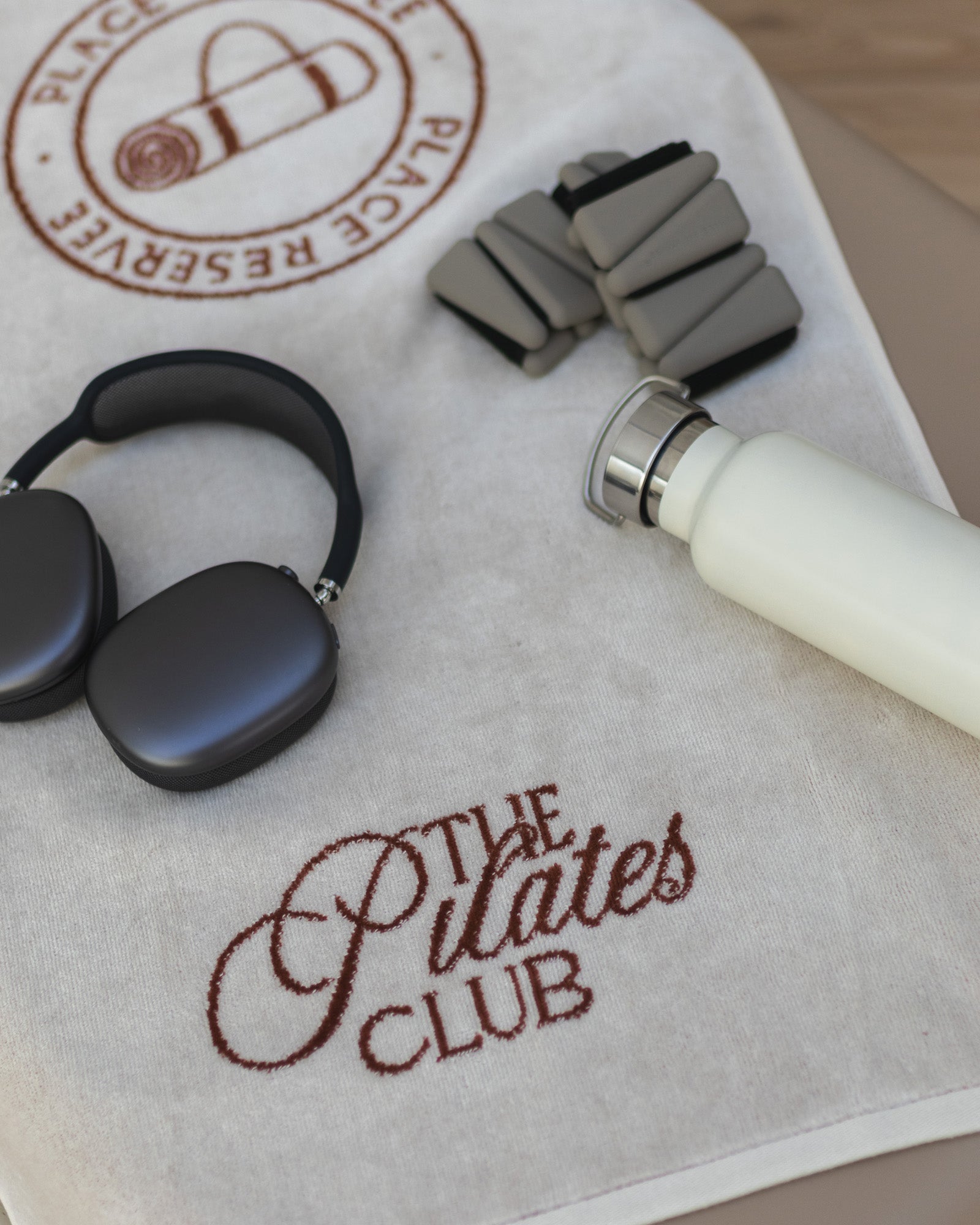 Sports Towel PLACE RESERVEE Pilates Club